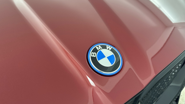 BMW iX2 150kW eDrive20 M Sport 65kWh 5dr Auto [Tech/Pro] Electric Hatchback